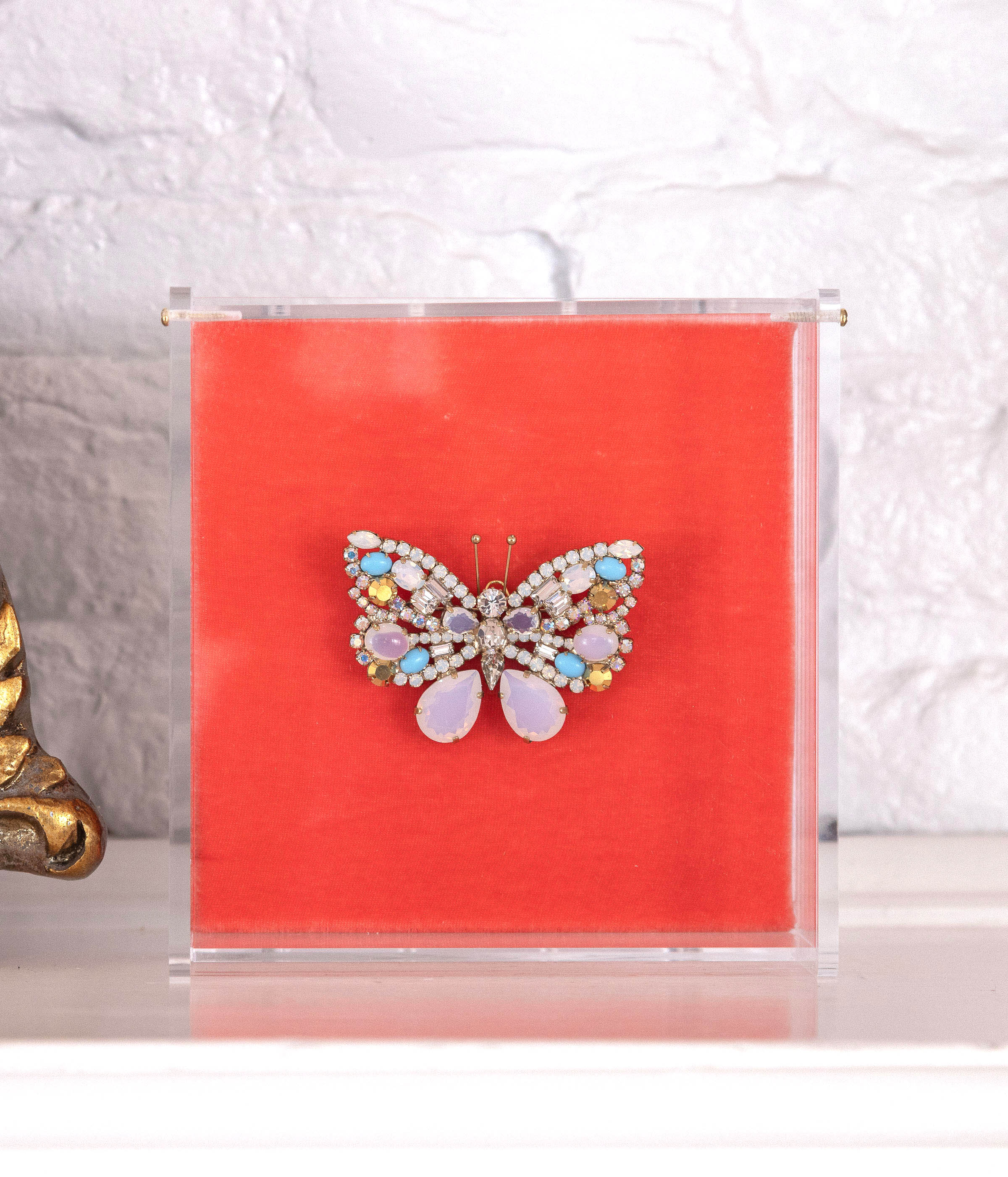 Small Butterfly in White Opal / Turquoise / Crystal