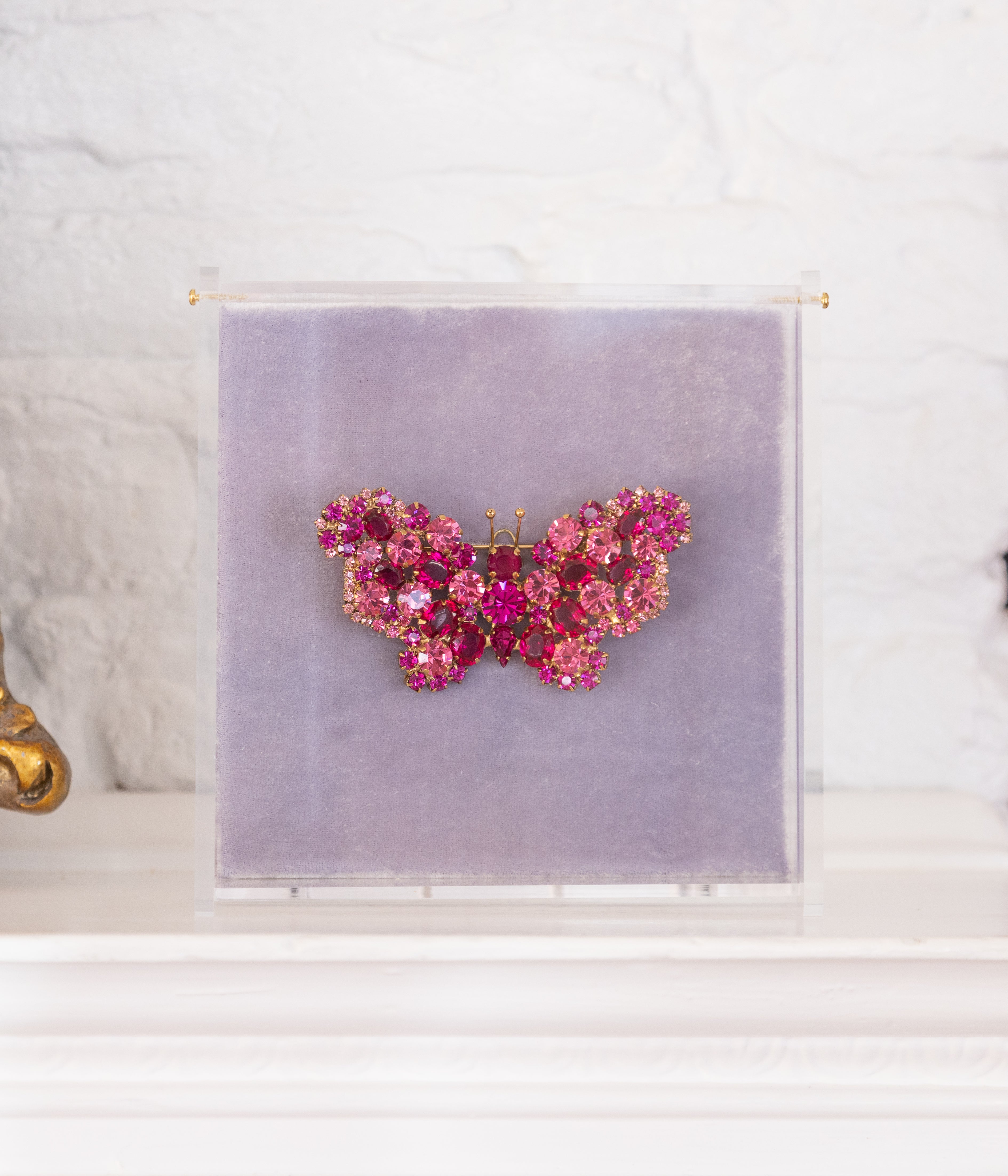 Medium Butterfly in Fuchsia / Ruby