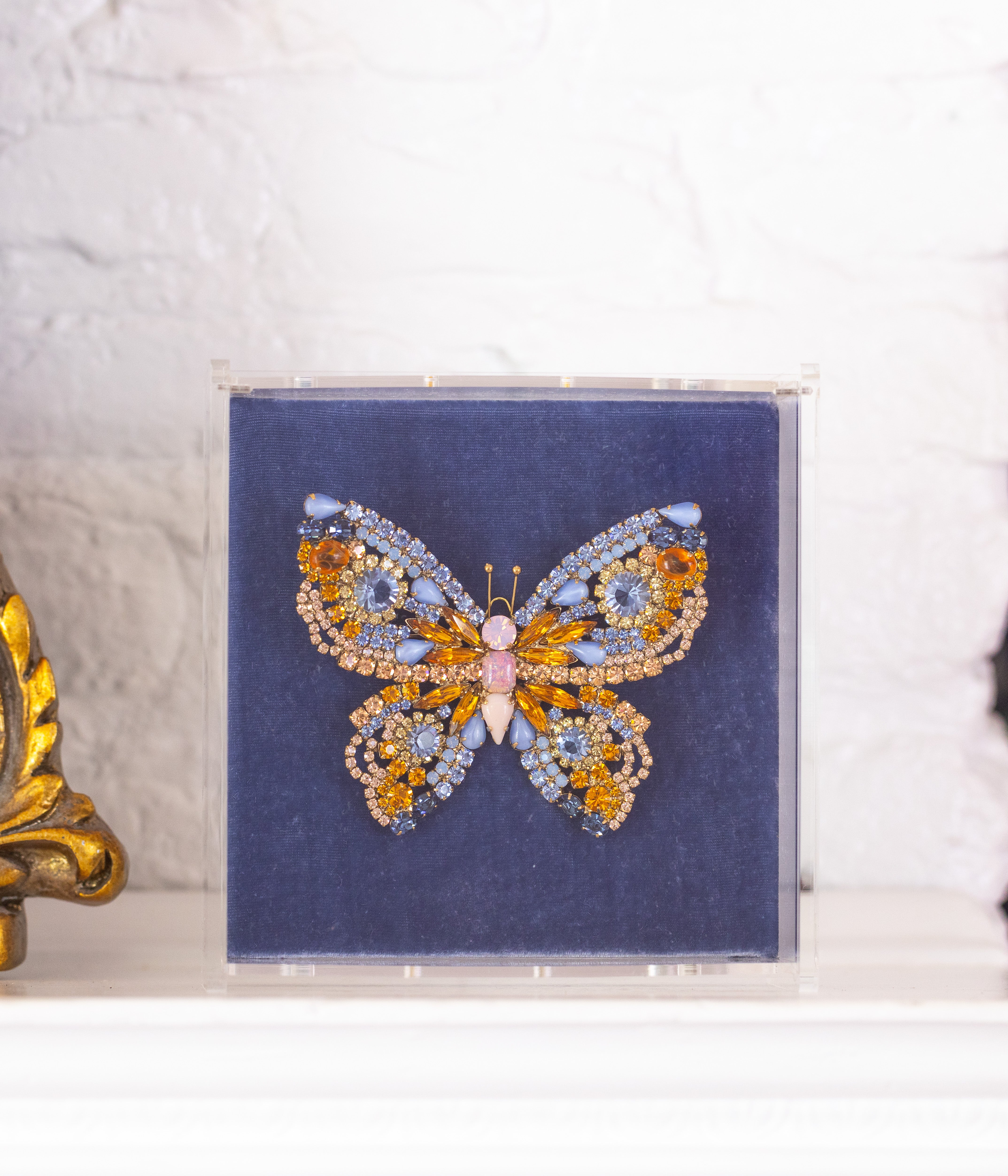 X-Large Butterfly in Topaz / Light Sapphire / Jonquil - Loren Hope