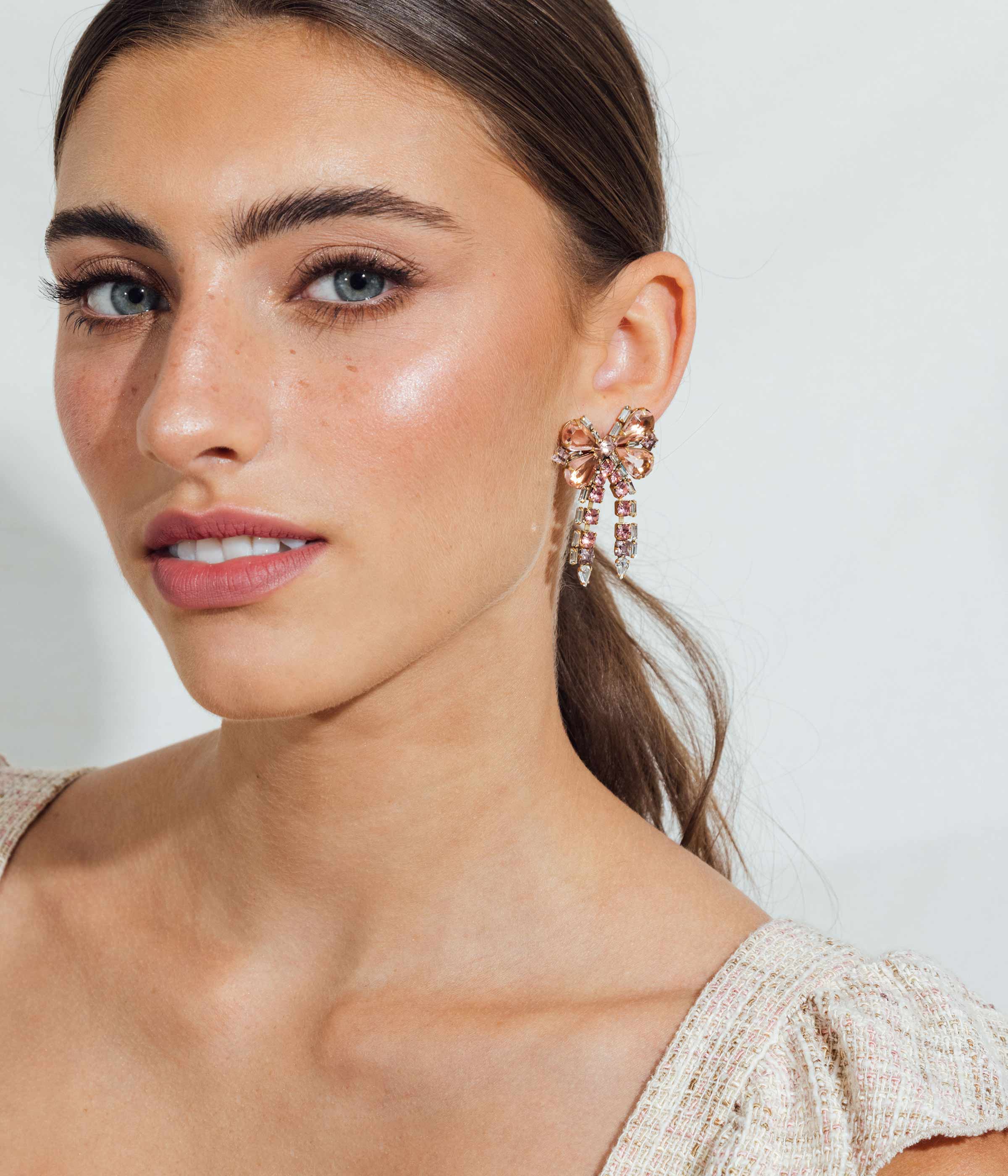 James Bow Earrings in Light Rose - Loren Hope