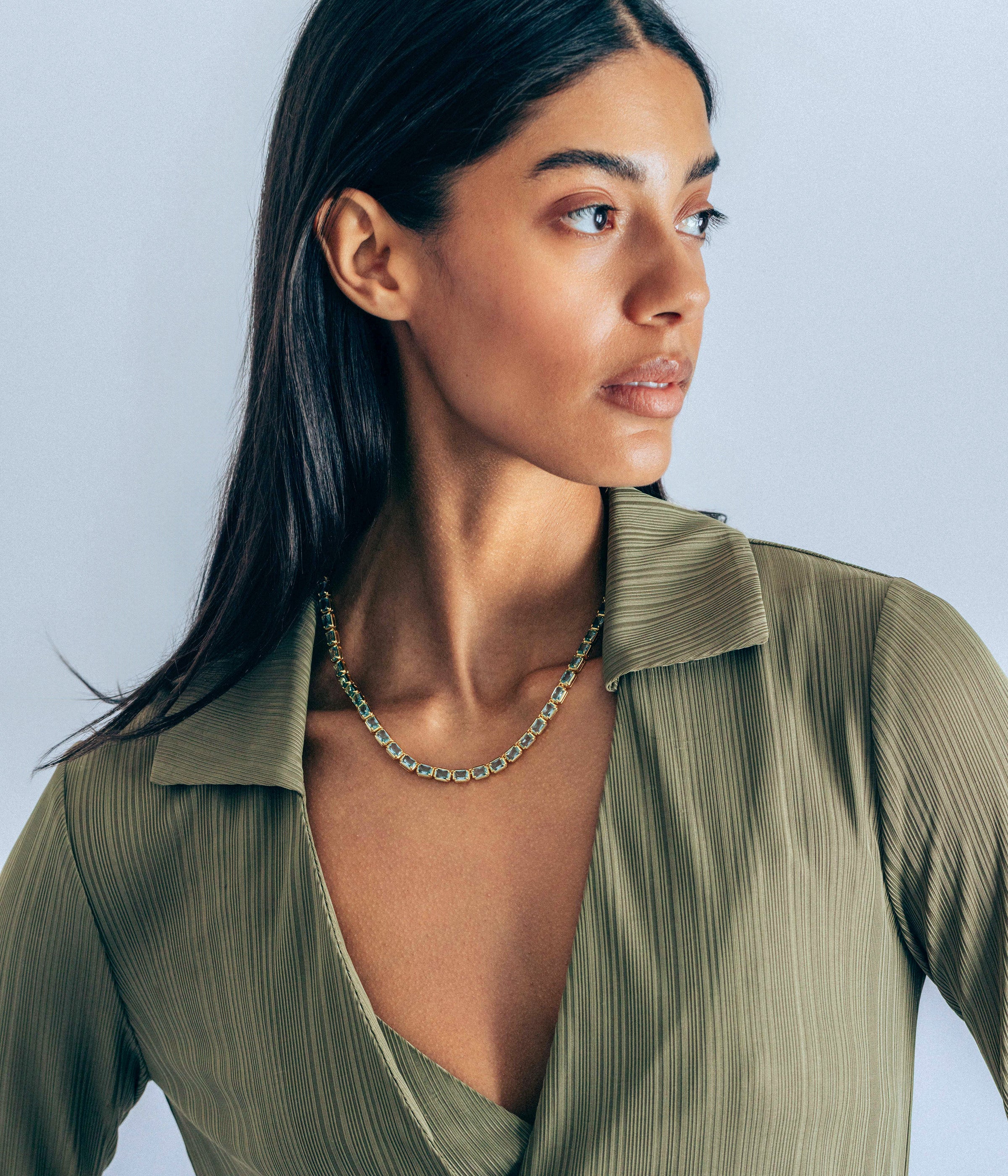 Liza Slider Necklace in Aqua