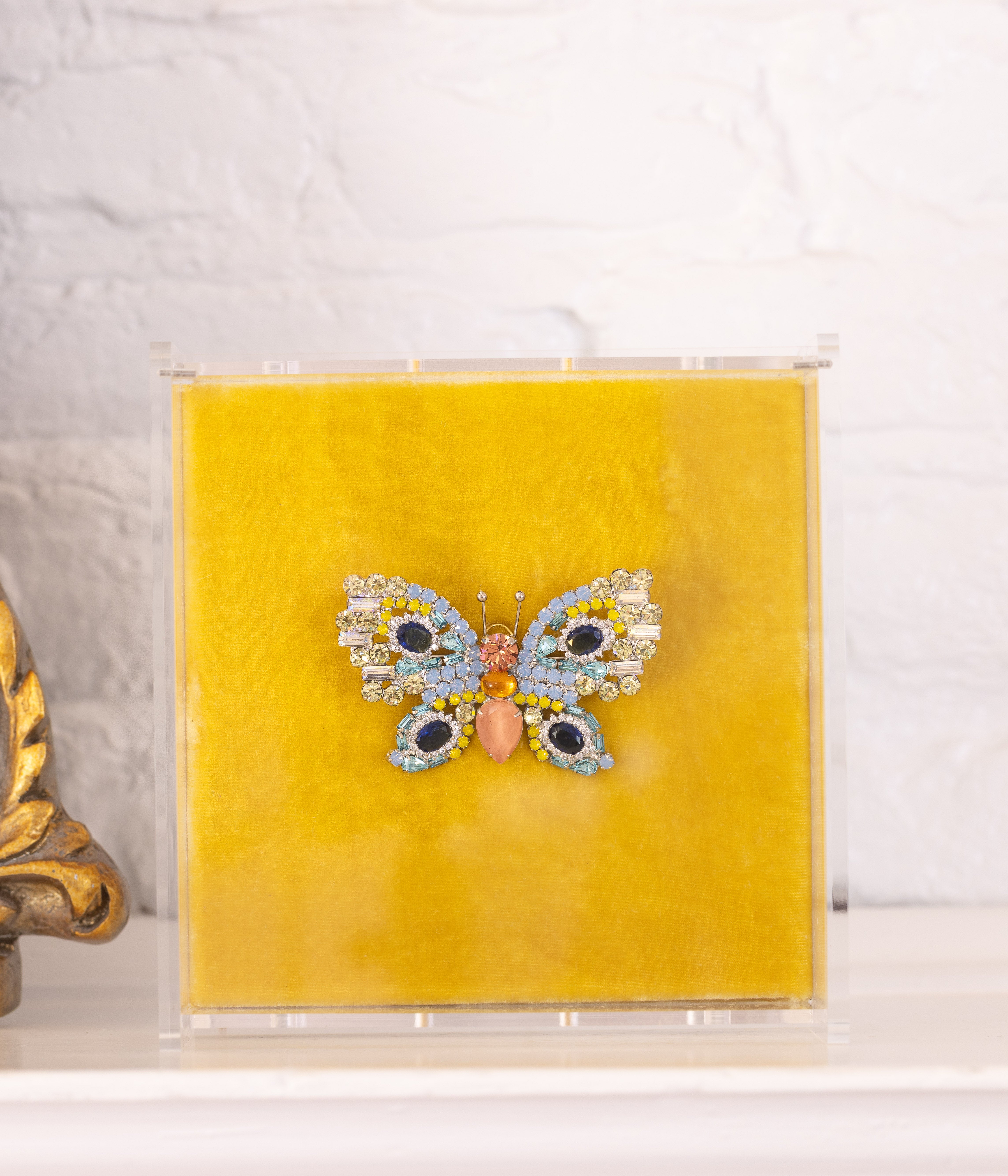Small Butterfly in Light Sapphire Opal / Jonquil / Apricot - Loren Hope