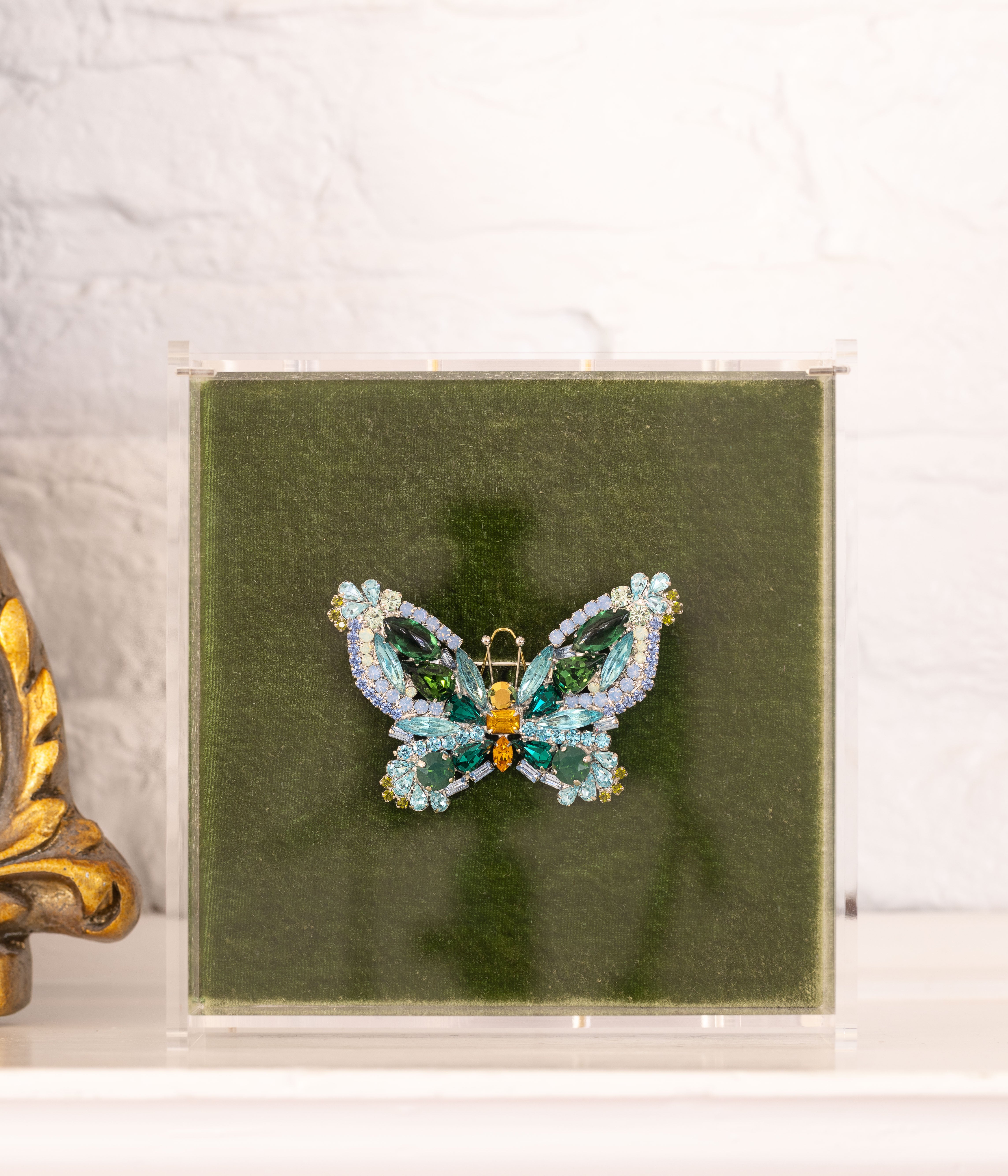 Medium Butterfly in Aqua / Olivine / Topaz