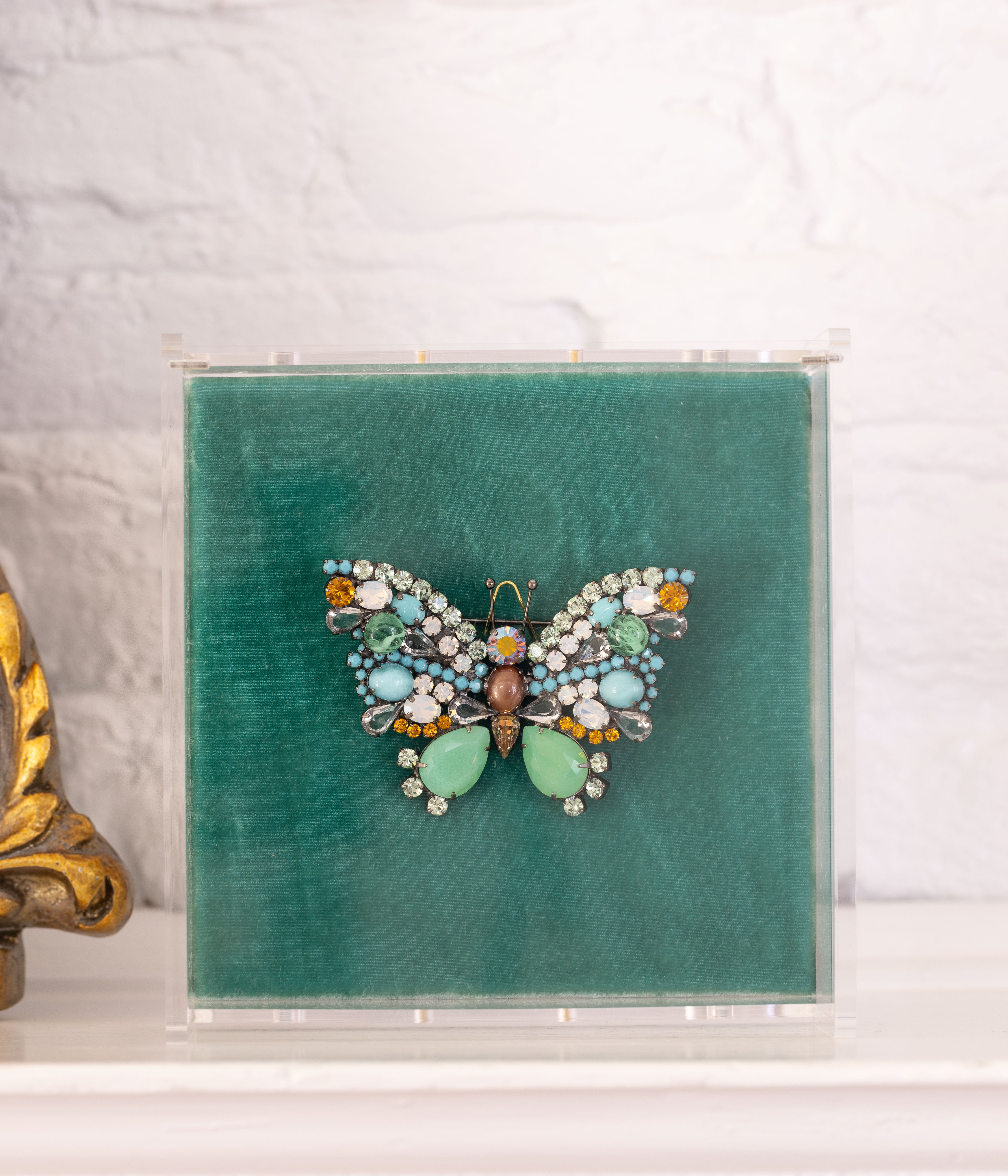 Large Butterfly in Pacific Opal / Turquoise / White Opal
