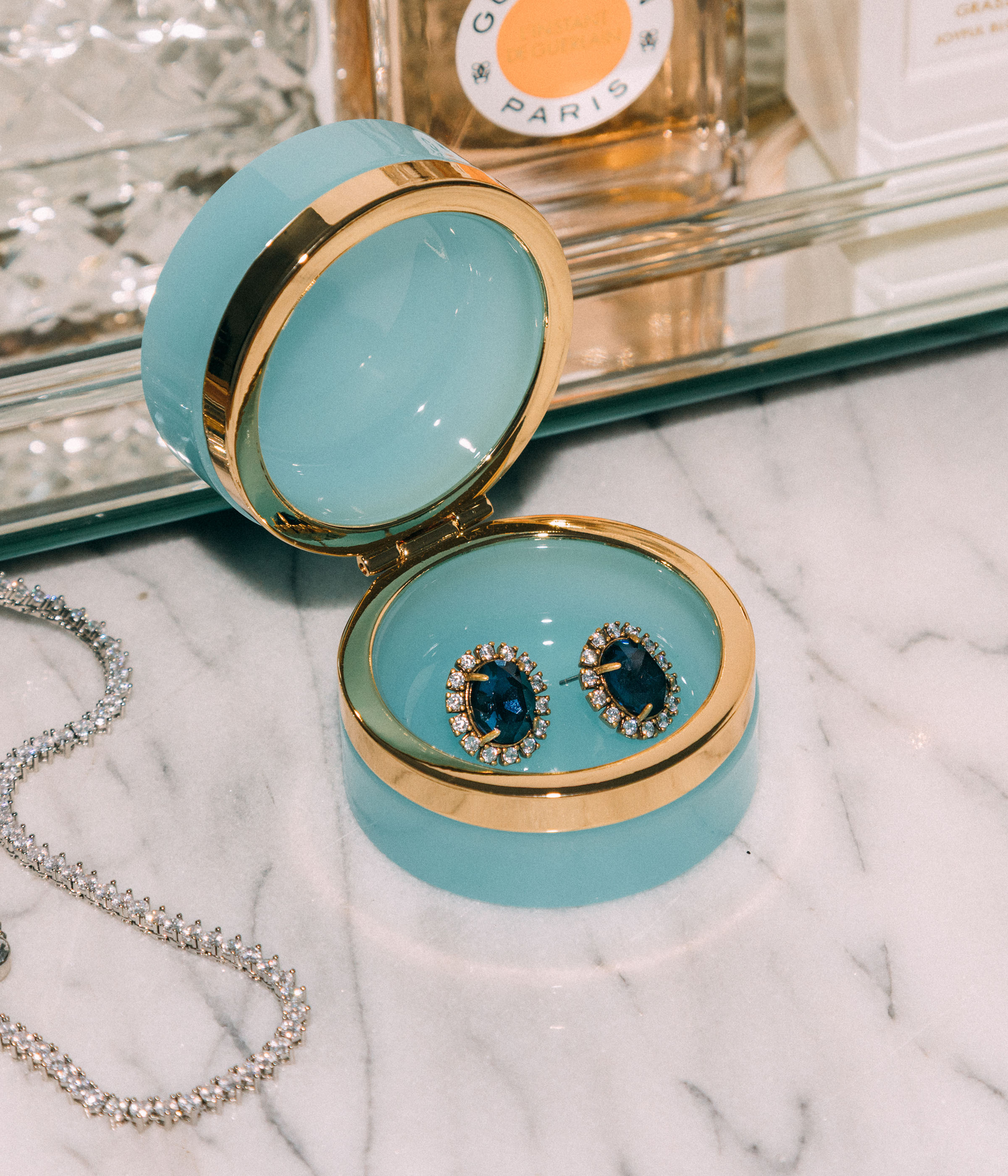 Small Round Aqua Opaline Glass Box