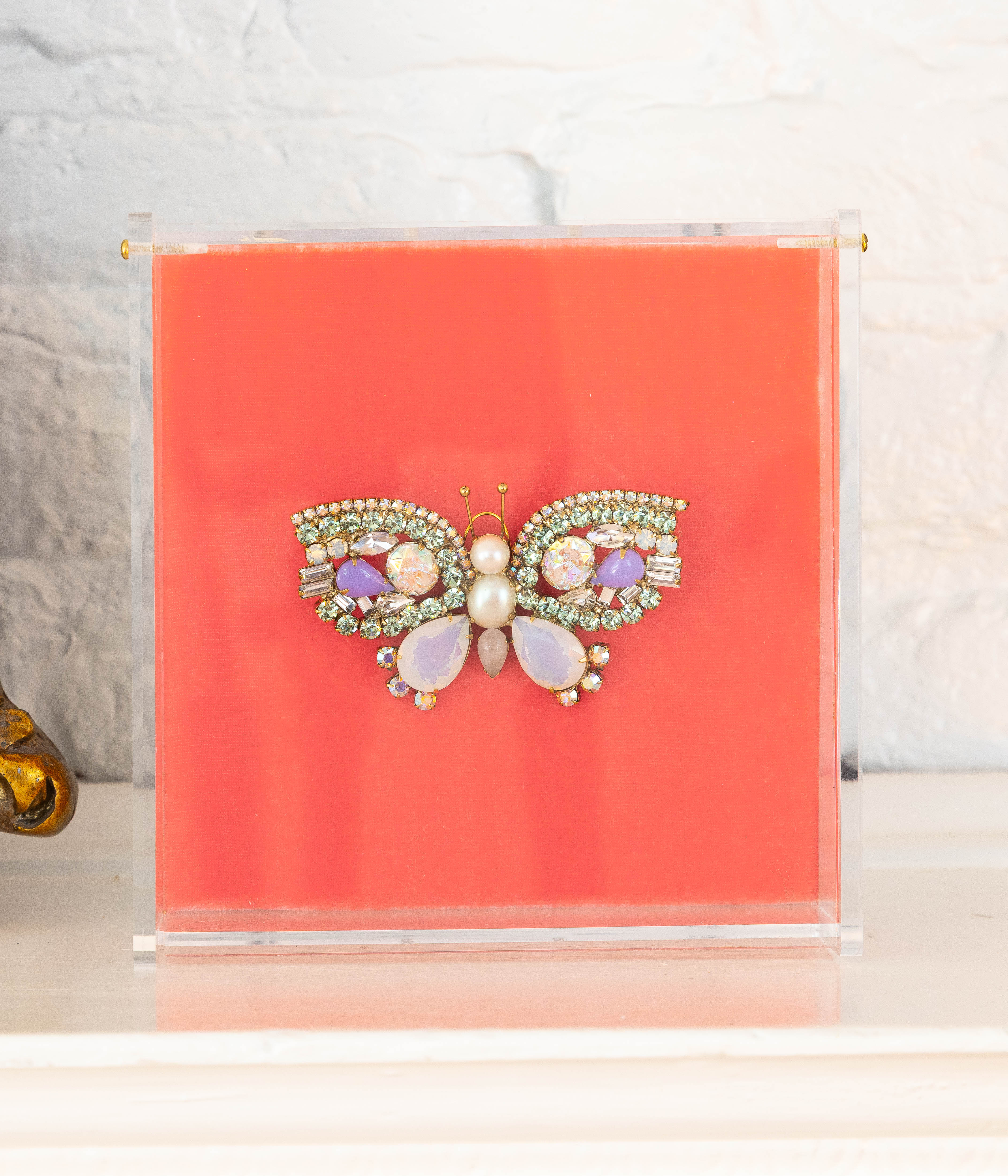Small Butterfly in Chrysolite / Crystal AB / Milky Purple