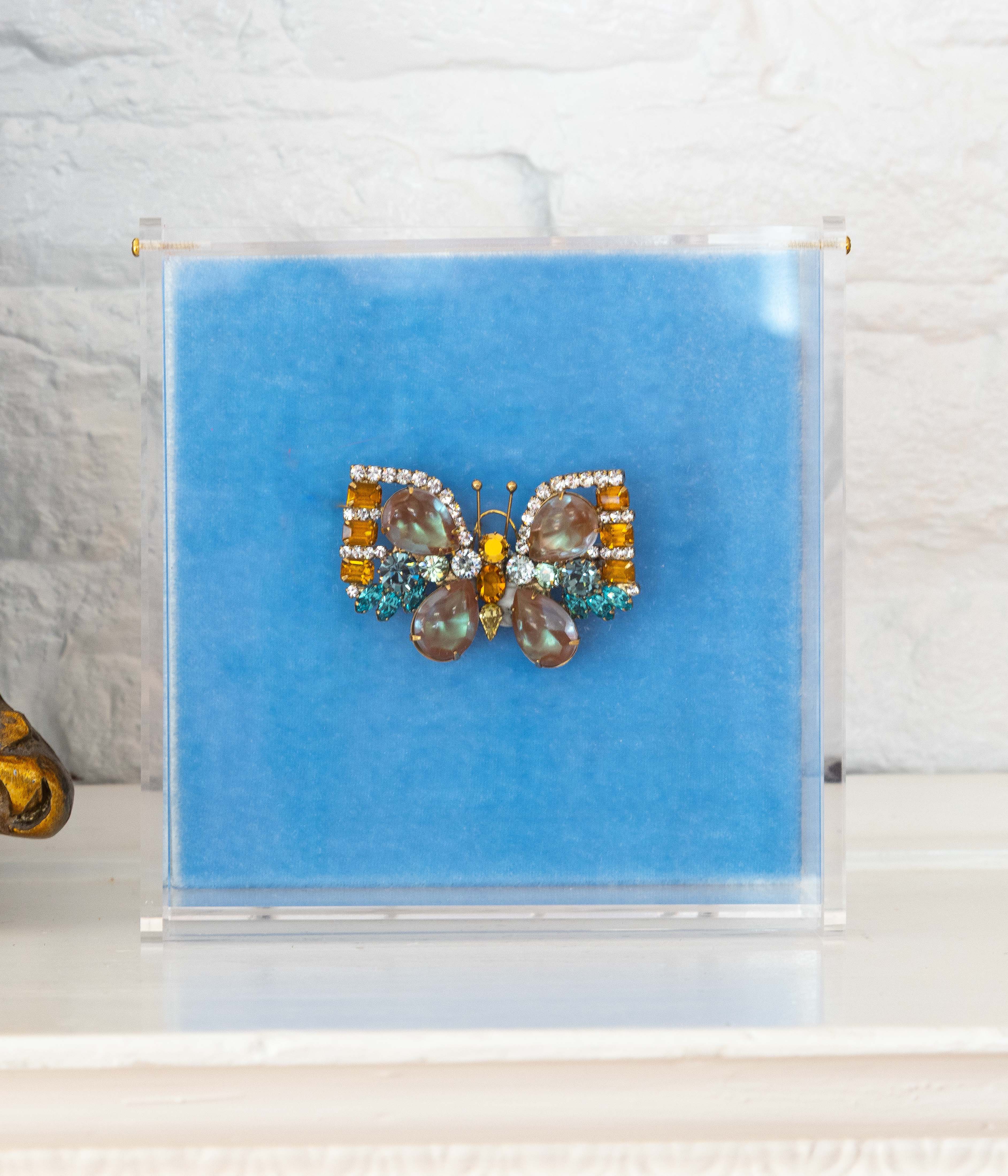 Small Butterfly in Aqua / Topaz / Crystal