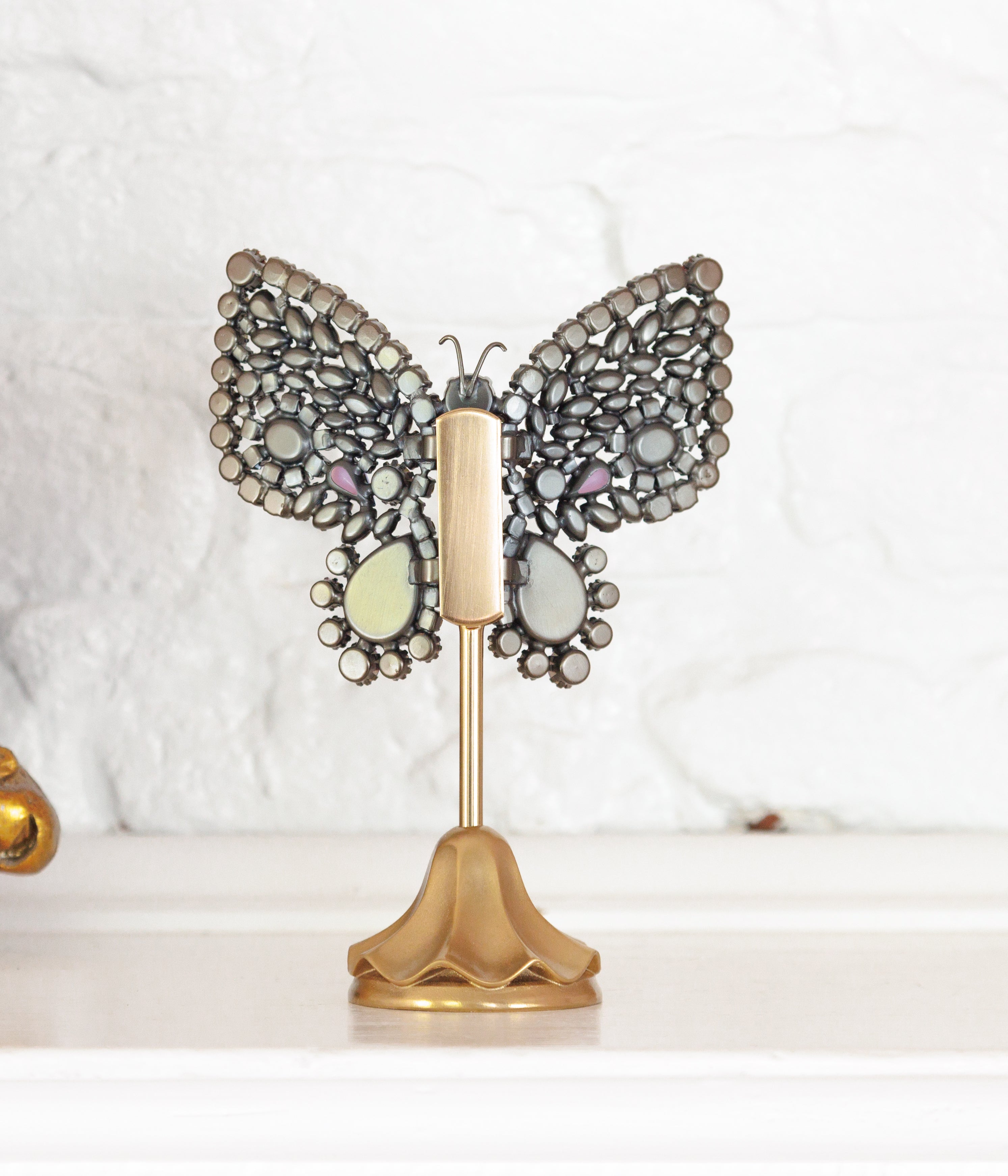 Small Empress Butterfly in Rose / Crystal / Carnelian