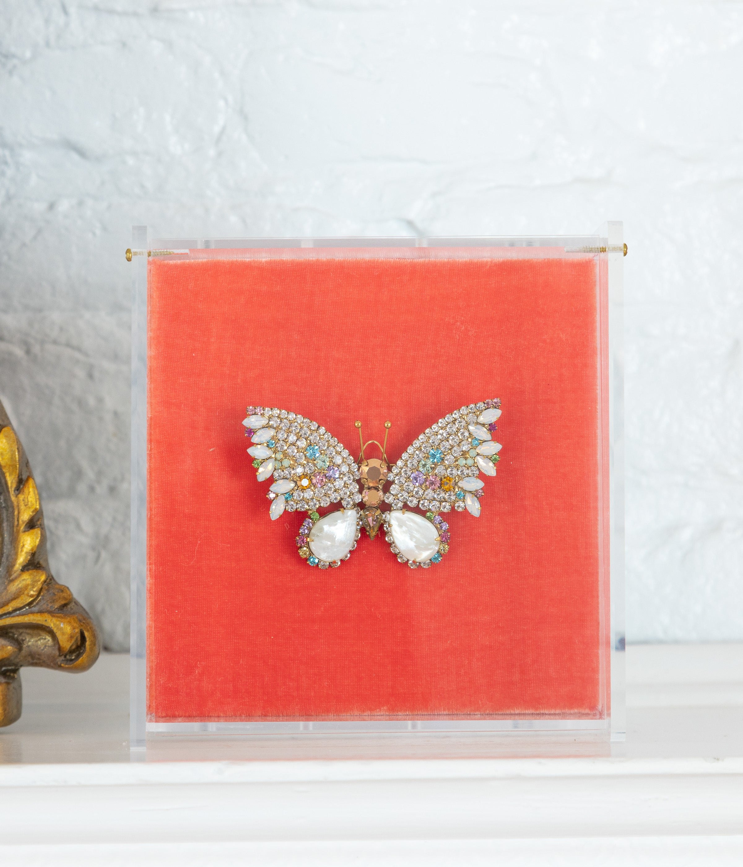 Medium Butterfly in Rainbow / Crystal / Mother of Pearl