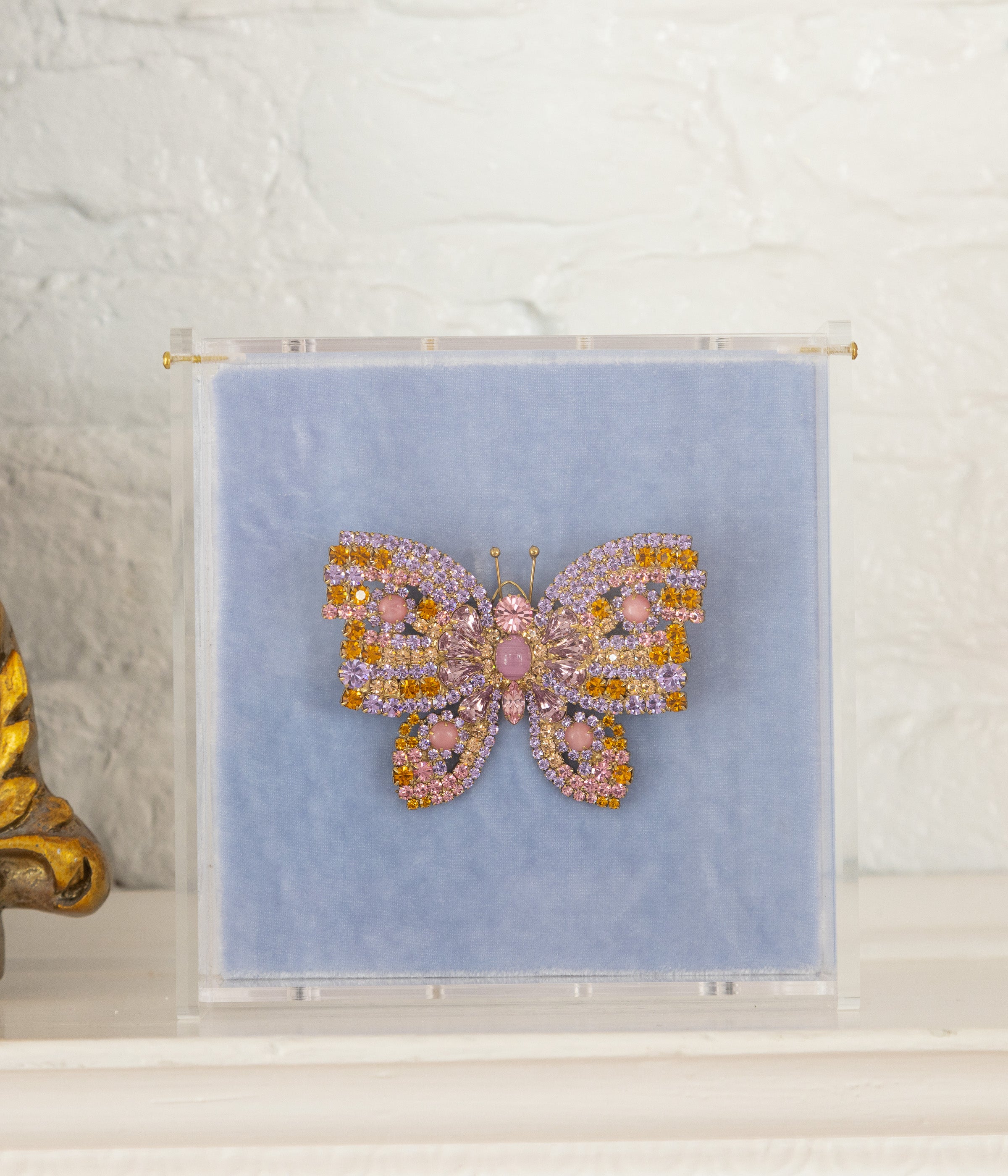 Large Butterfly in Light Amethyst / Topaz / Rosaline