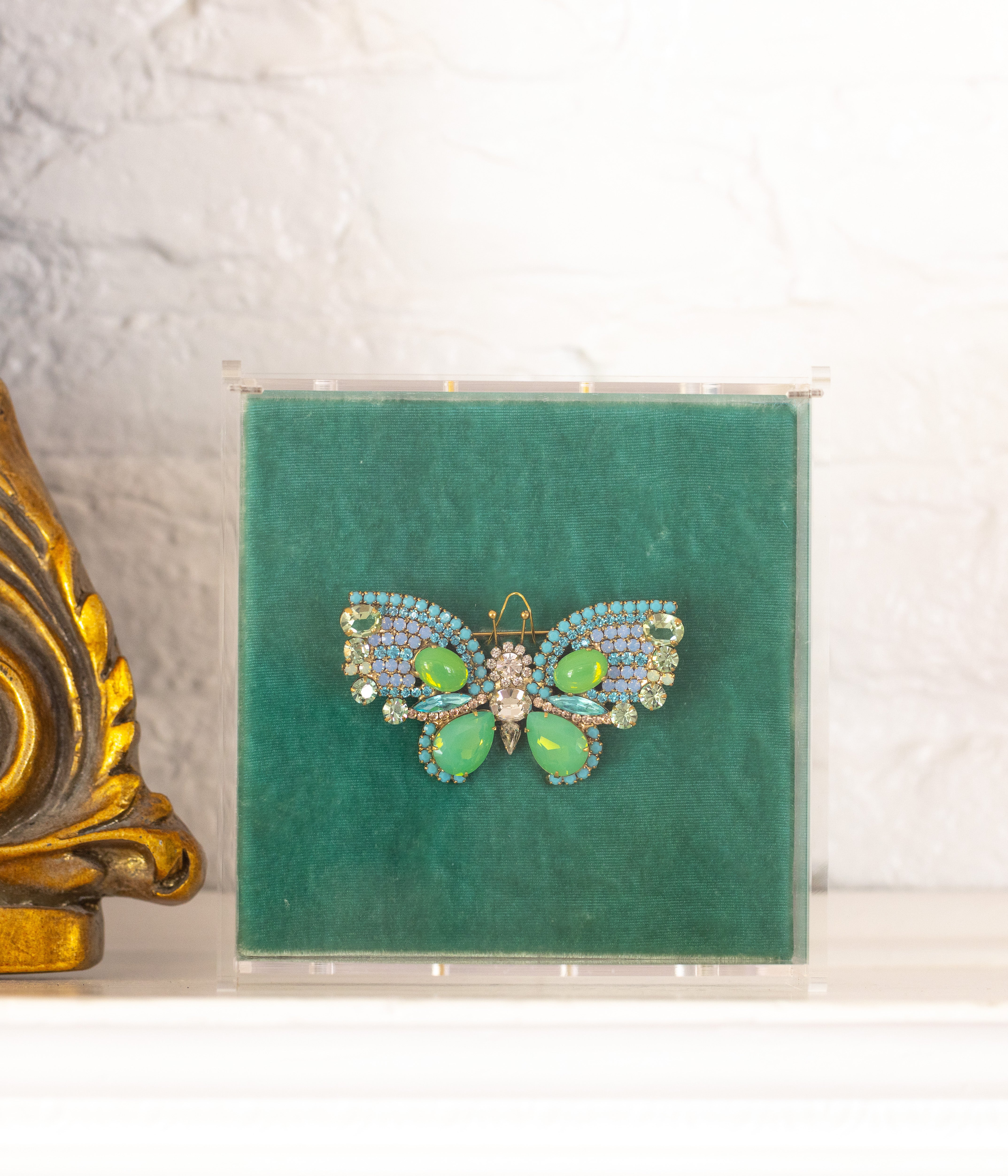 Medium Butterfly in Pacific Opal / Turquoise / Air Blue Opal - Loren Hope