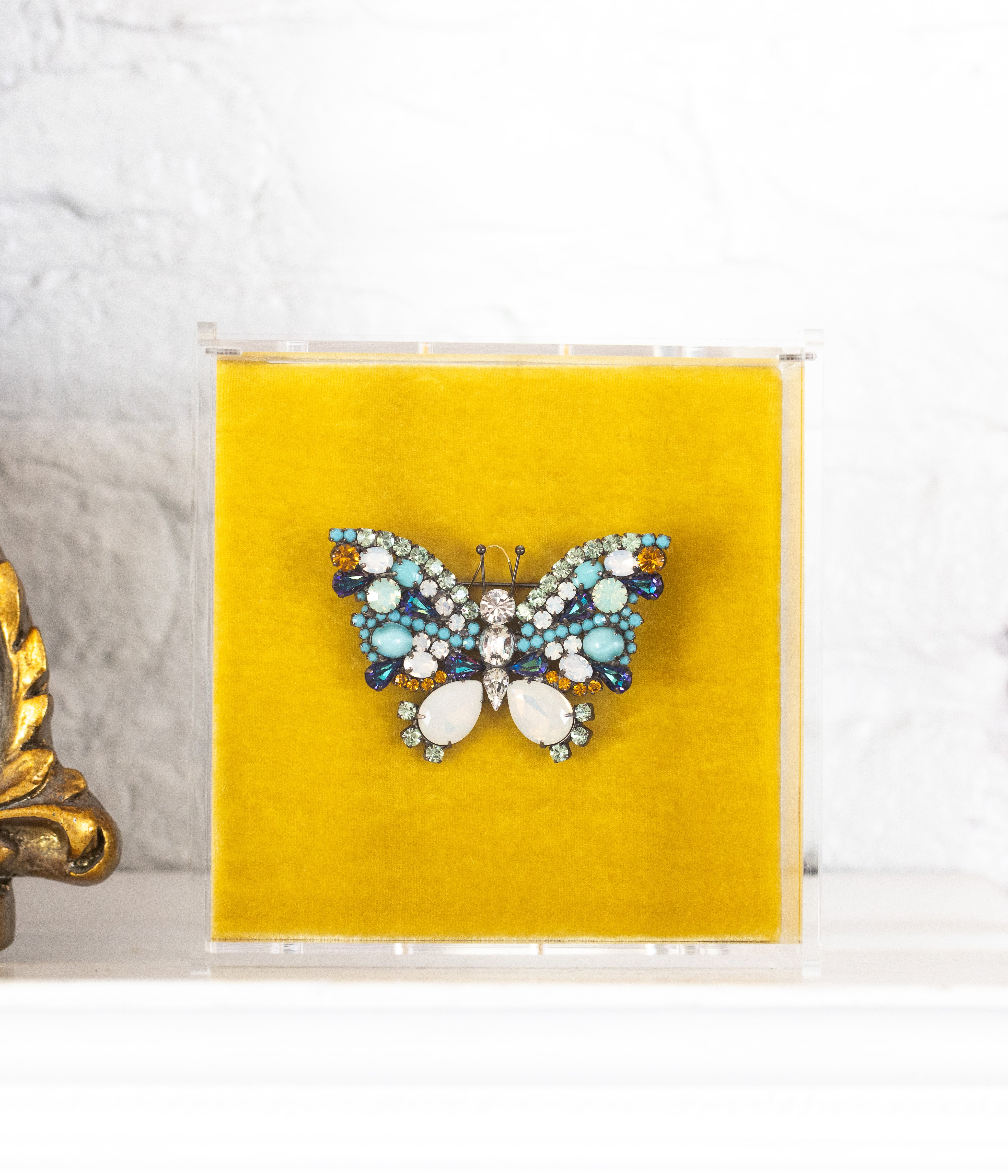 Large Butterfly in White Opal / Turquoise / Sapphire AB - Loren Hope