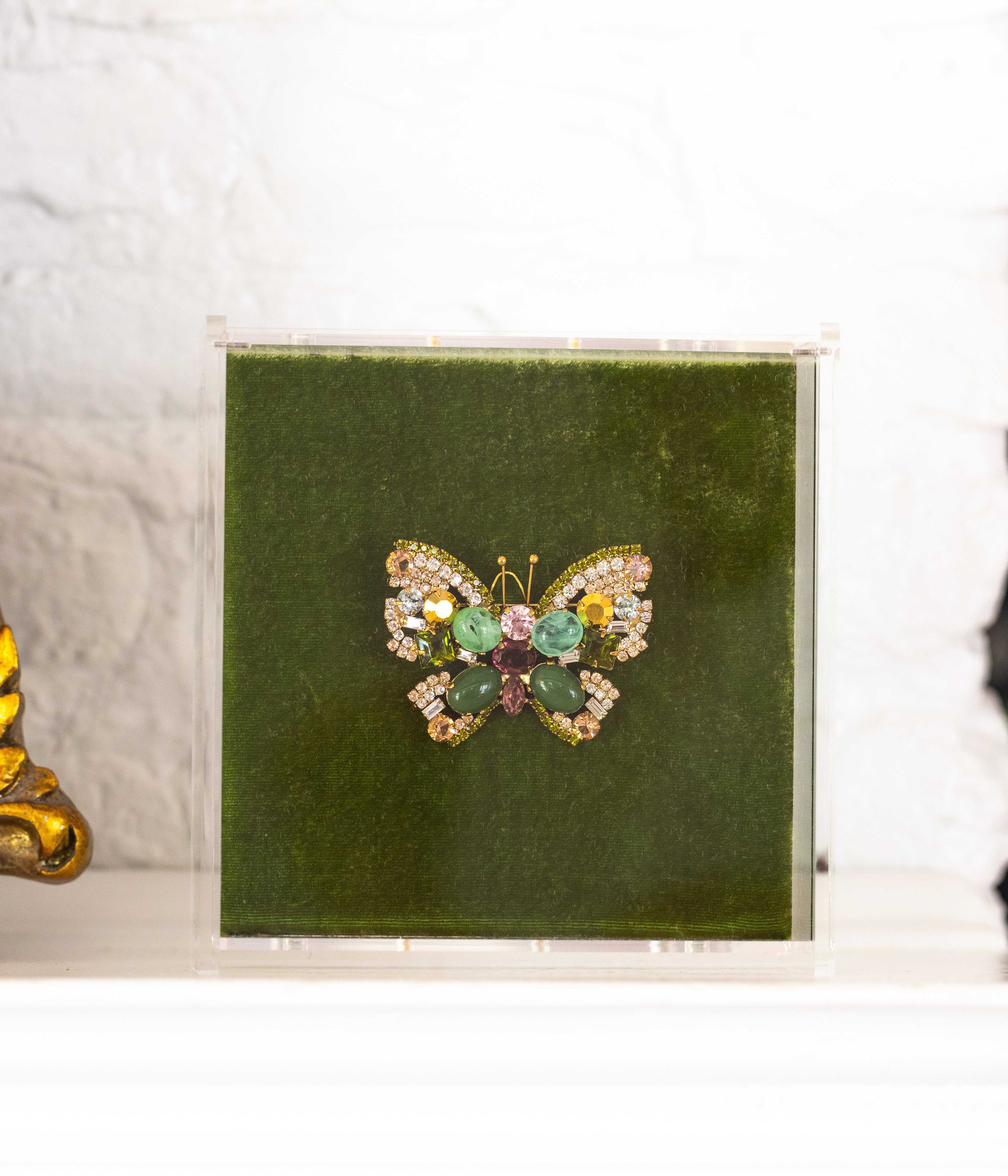 Small Butterfly in Taiwan Jade / Crystal / Light Amethyst - Loren Hope