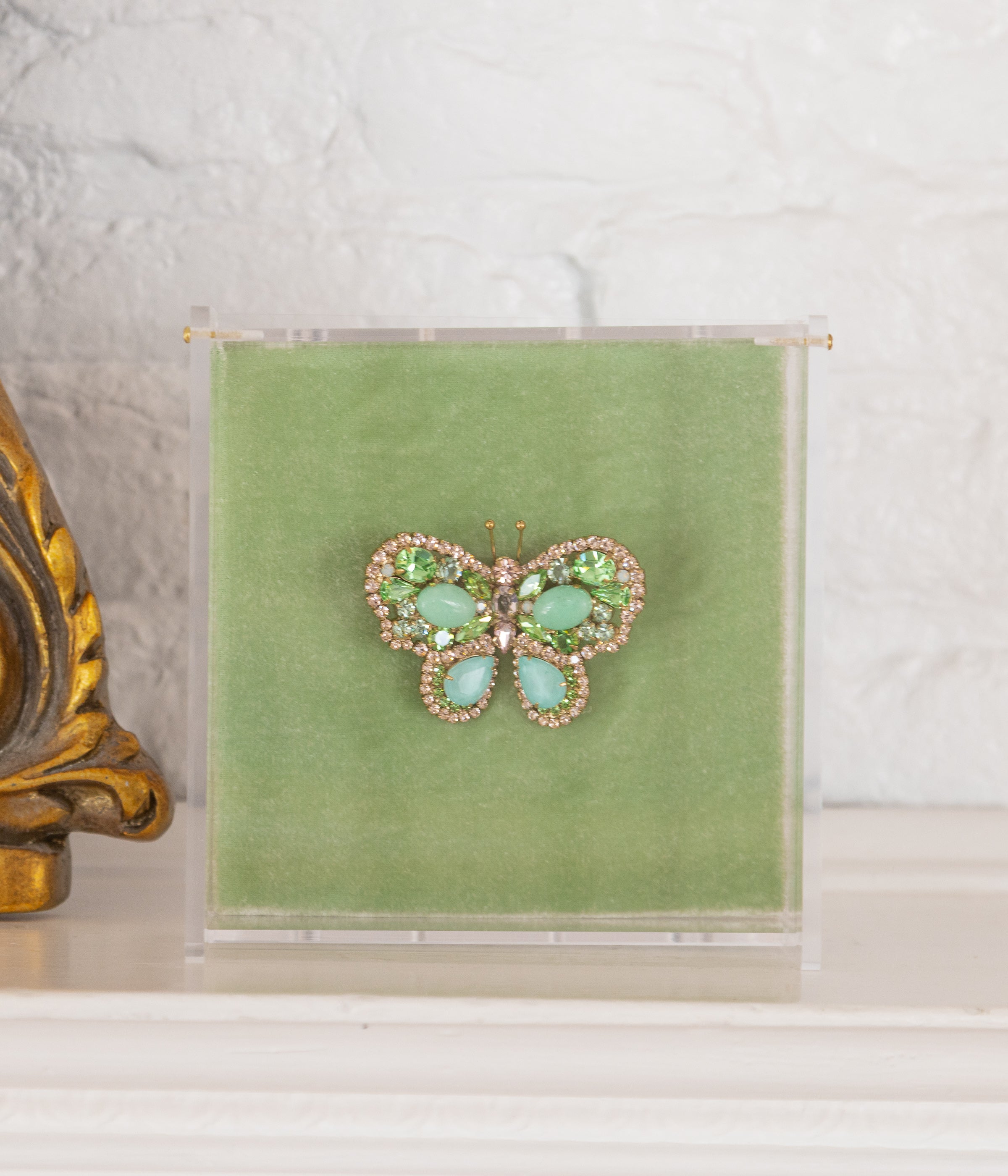 Small Butterfly in Light Peach / Peridot / Jade