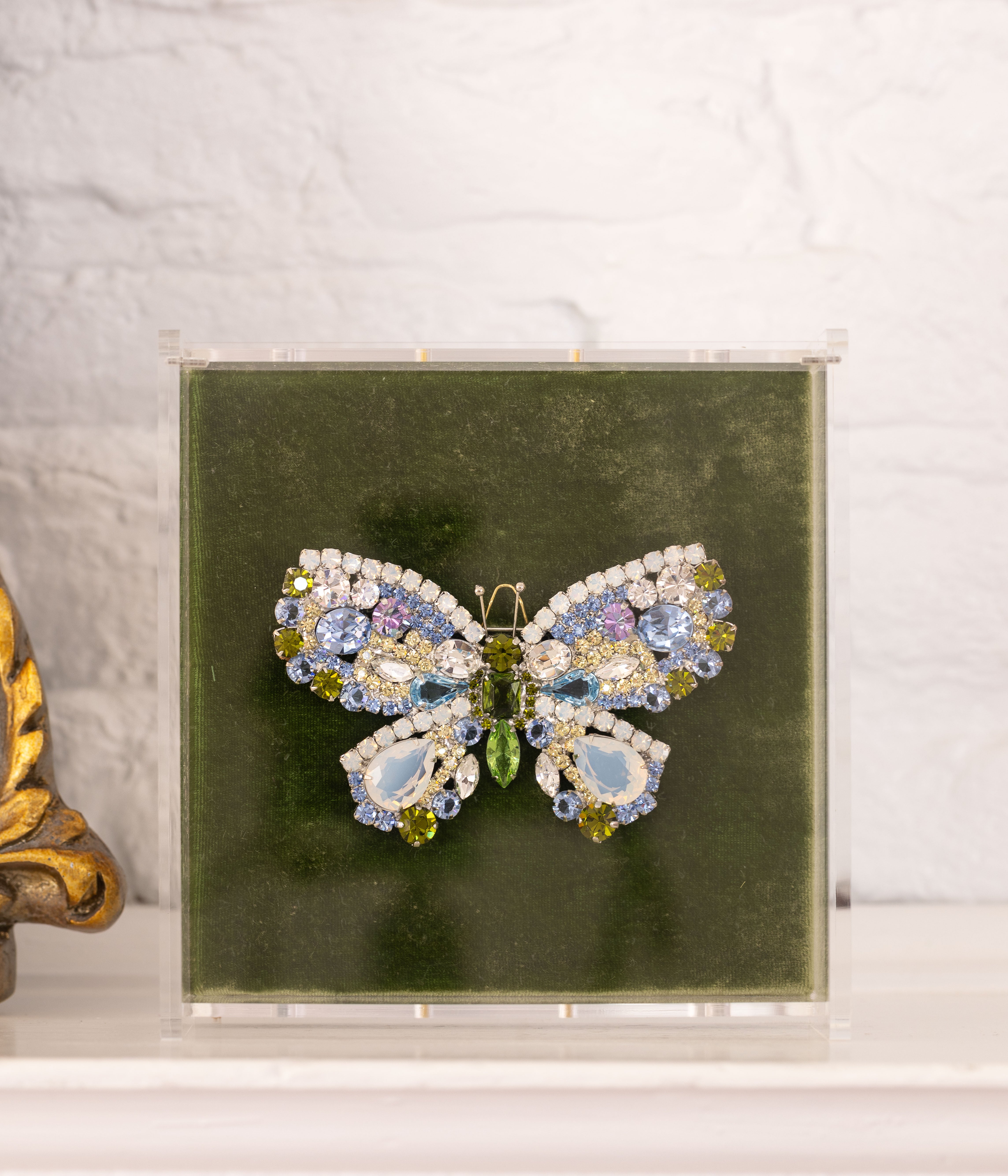 X-Large Butterfly in White Opal / Light Sapphire / Olivine